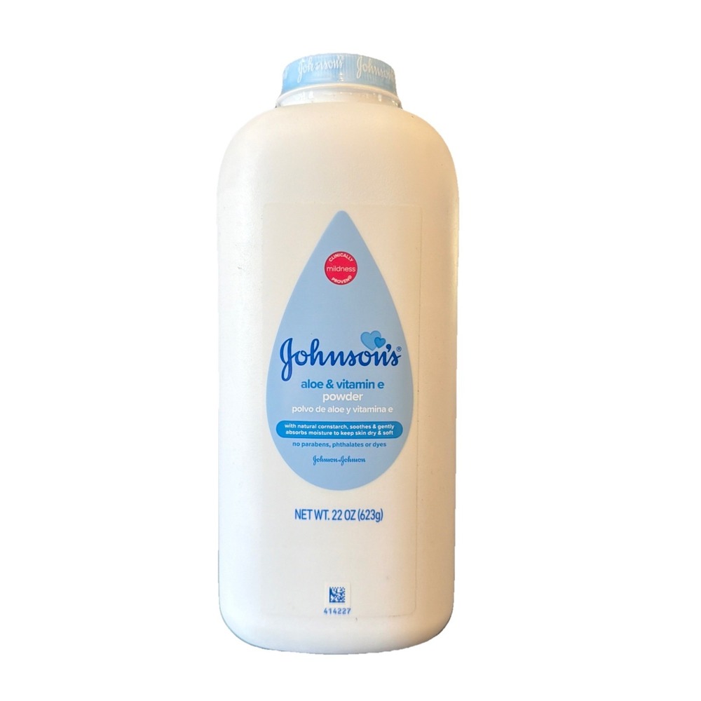 Johnson's Baby Powder, Soothing Aloe & Vitamin E, w/natural Cornstarch 22 oz